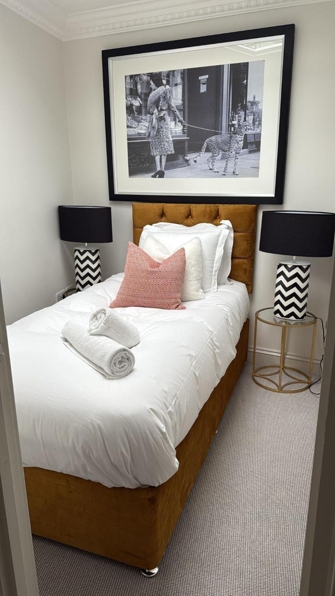 Modern 3 Bedroom Luxury House With Garage In Central London Eksteriør bilde