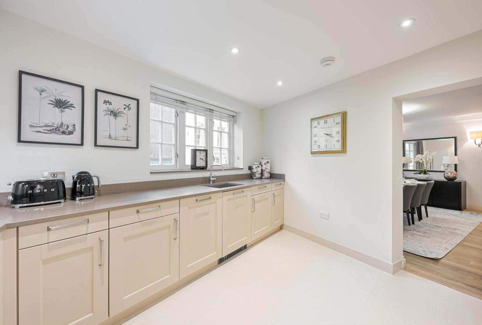 Modern 3 Bedroom Luxury House With Garage In Central London Eksteriør bilde
