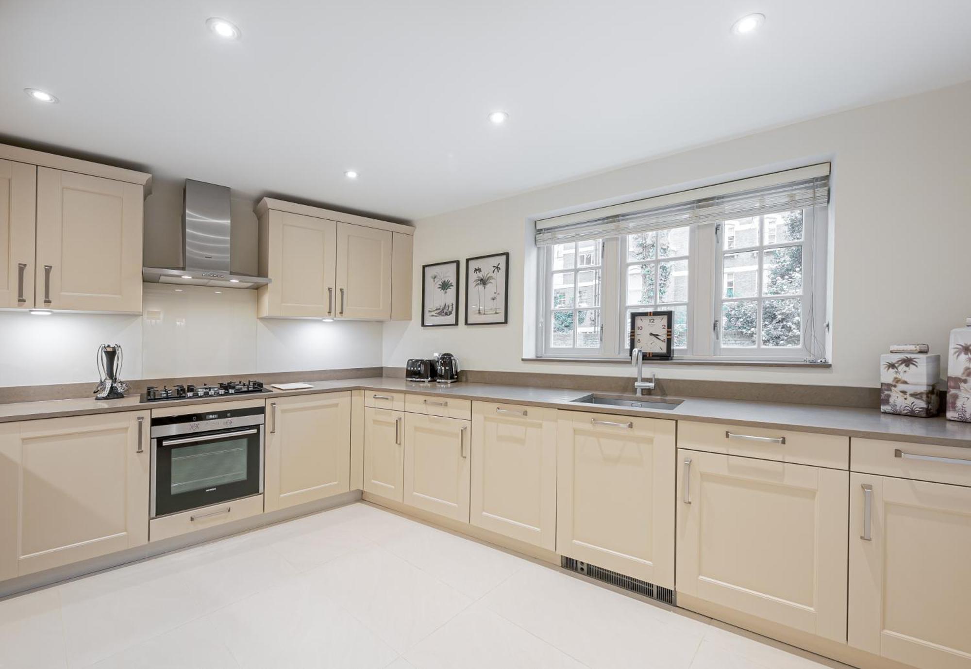 Modern 3 Bedroom Luxury House With Garage In Central London Eksteriør bilde